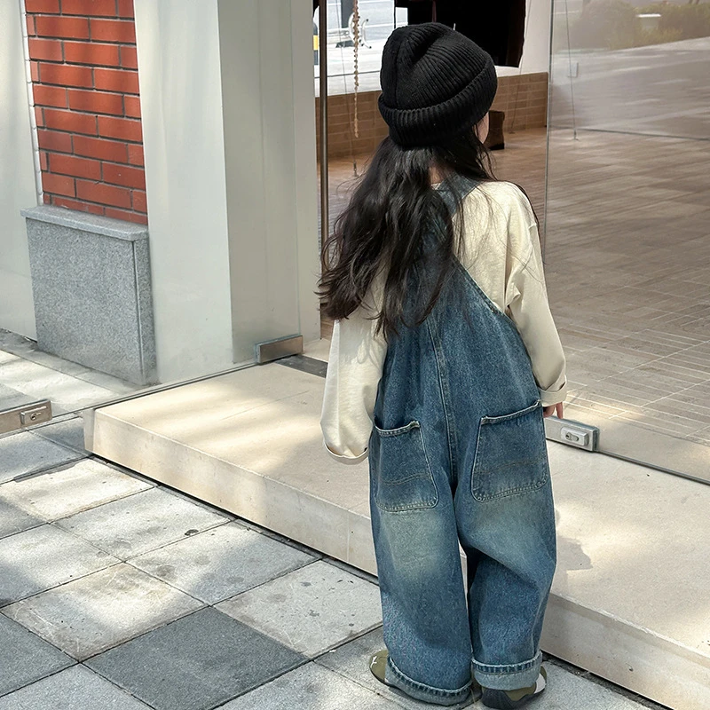 艾摩贝贝儿童时髦连体裤女童宽松休闲潮范复古磨白时髦牛仔背带裤
