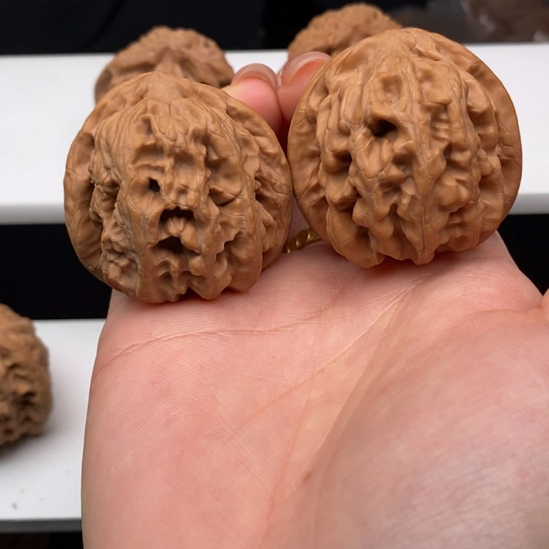 文玩核桃吊坠胡*m方块