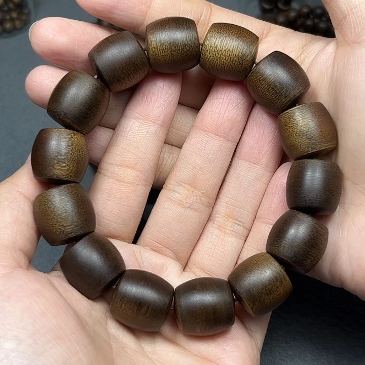 沉香碎屑沉香白棋玉化1.6