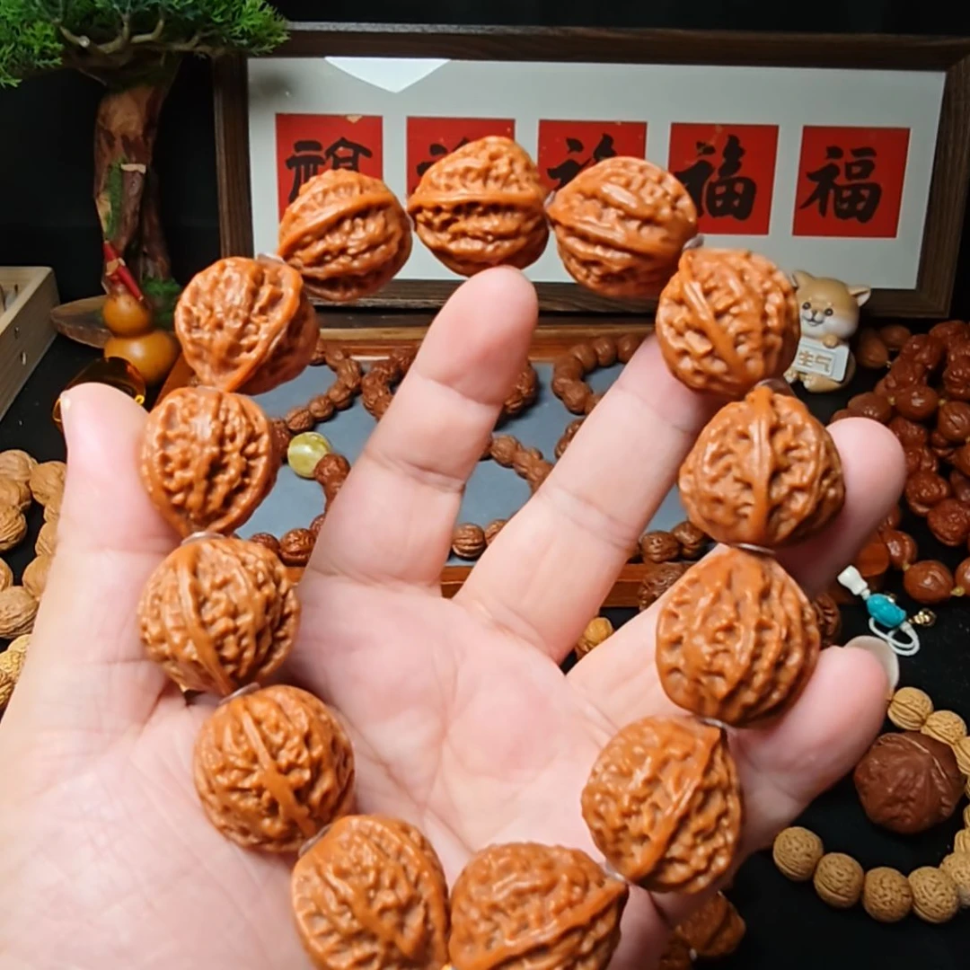 文玩核桃手串油蜡皮正奔三棱手持