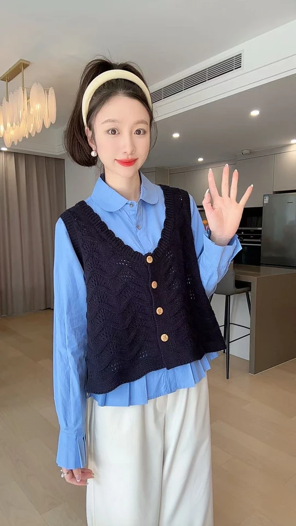 小玉推【人手一件马甲】【不带胸针】V领镂空针织马甲