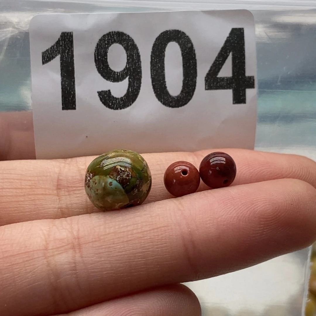 南红玛瑙颈饰未镶嵌