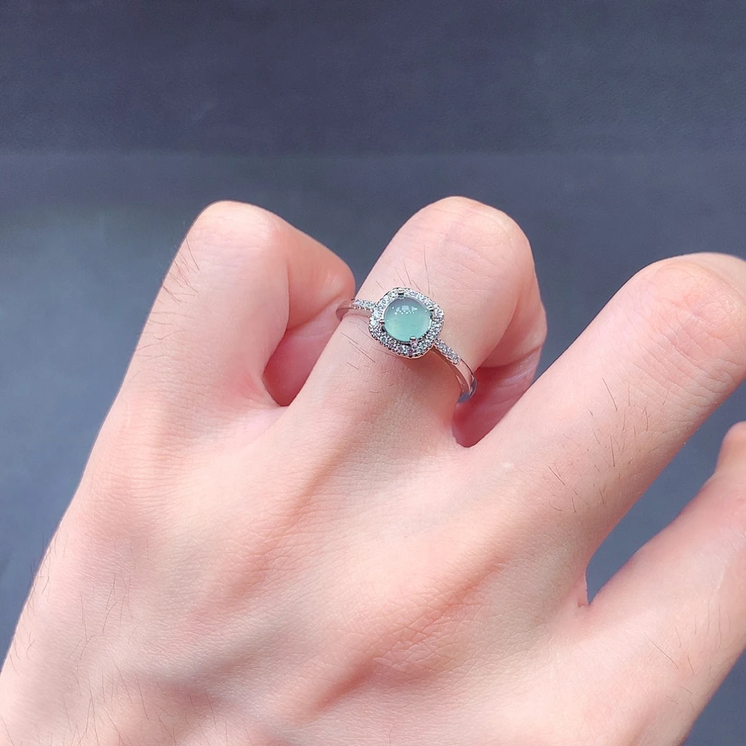 翡翠戒指未镶嵌翡翠