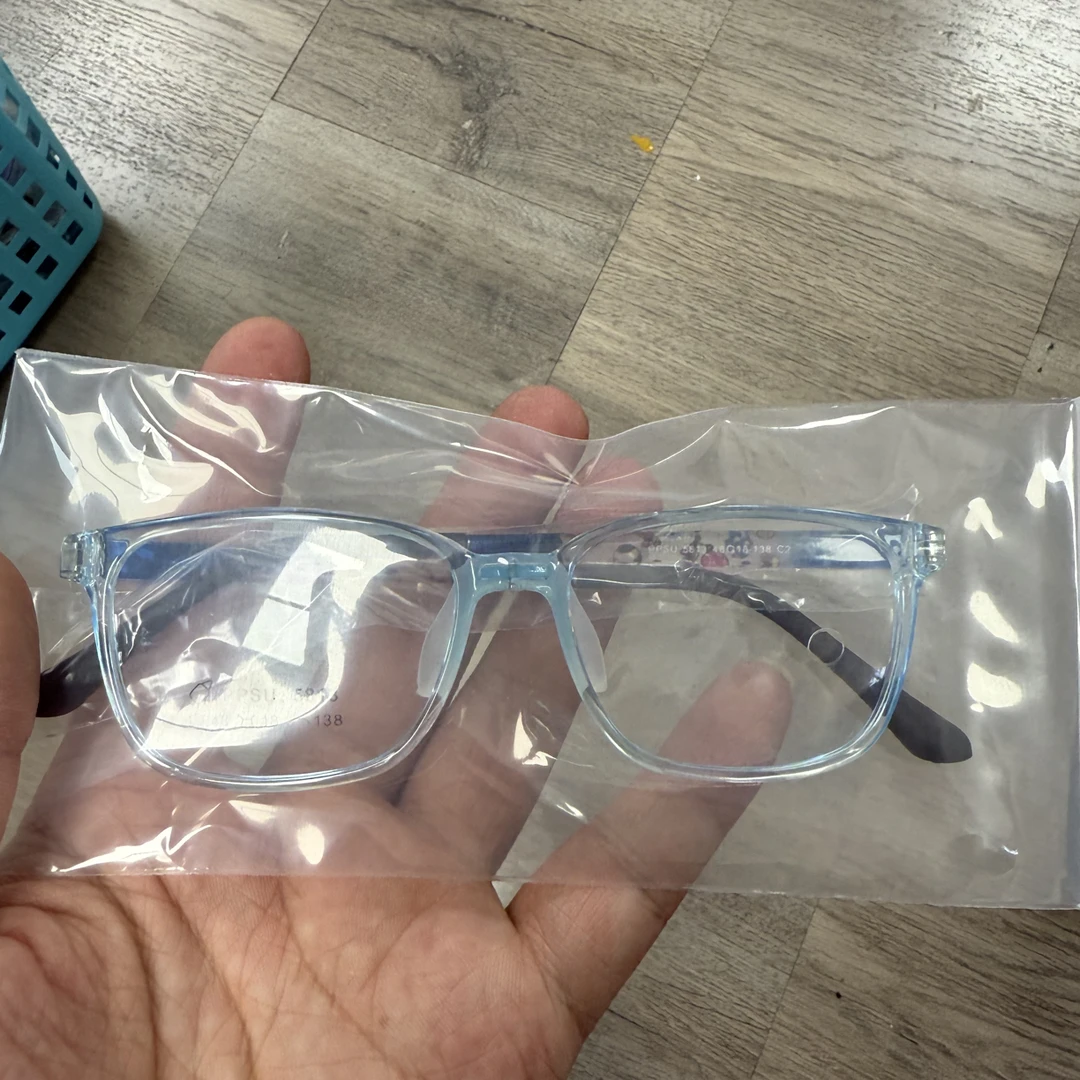 特价款儿童tr硅胶软硬鼻托镜架