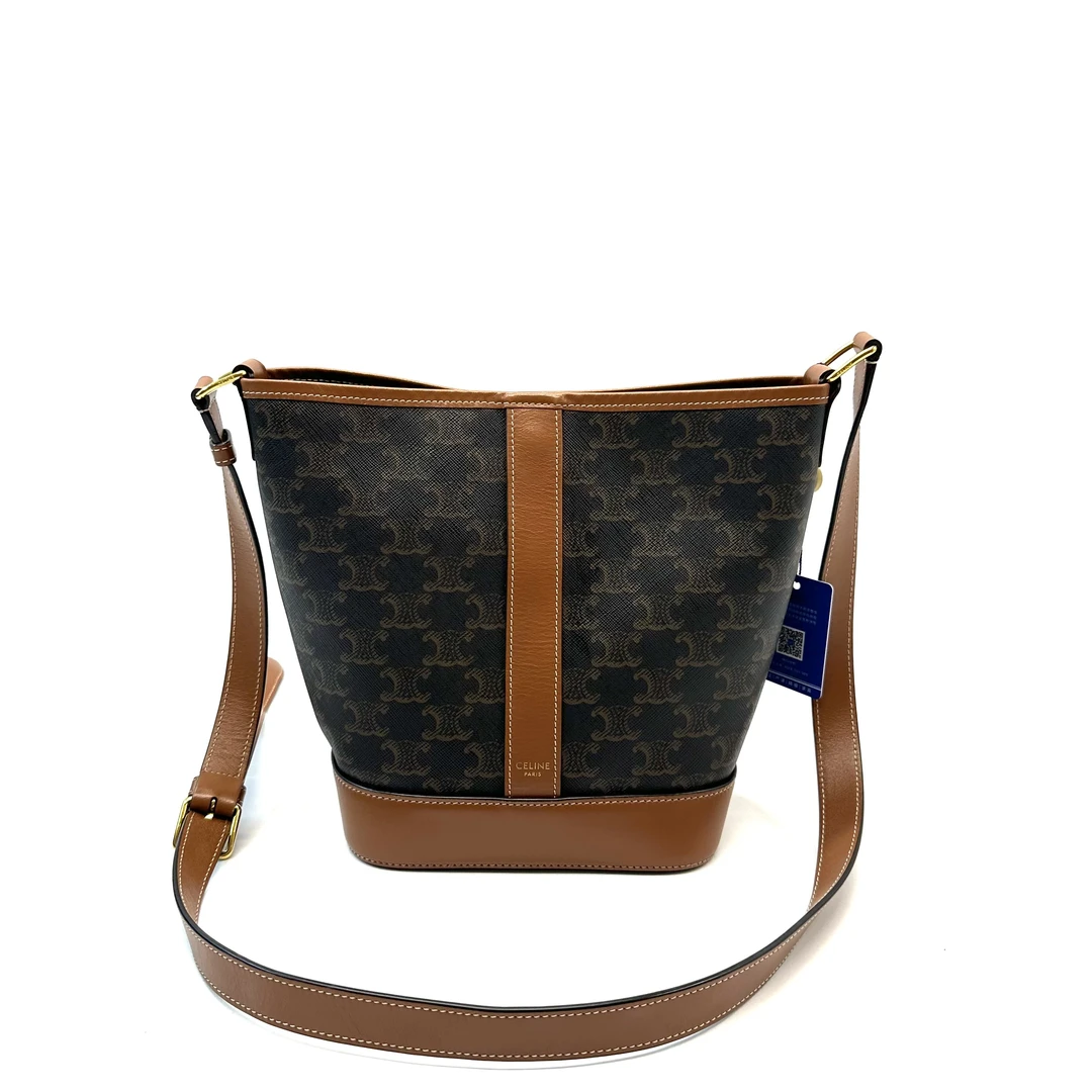 95新 Celine/思琳 98新 triomphe 系列凯旋门老花水桶包 小号