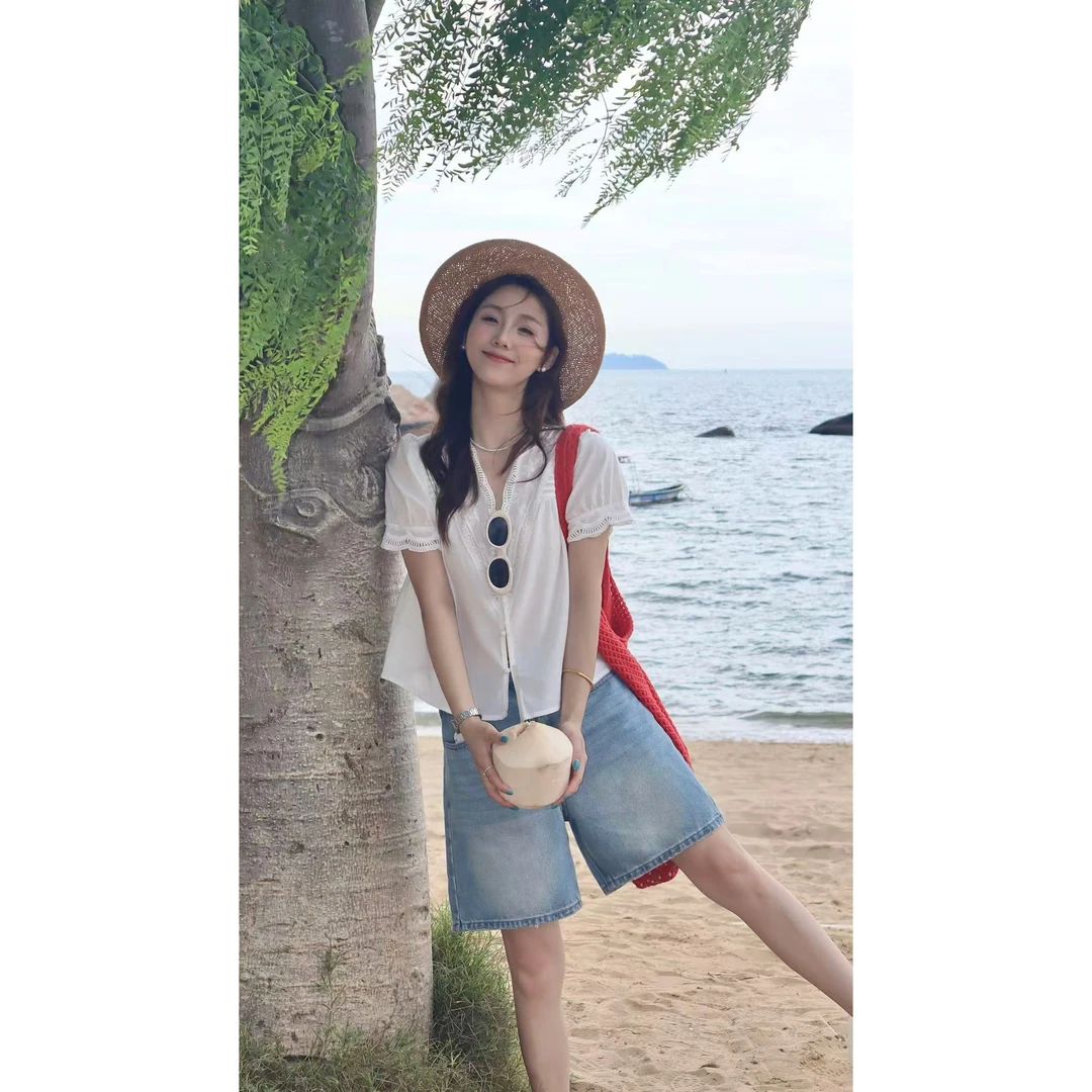 Z3066#韩系花边V领重工蕾丝拼接上衣短袖