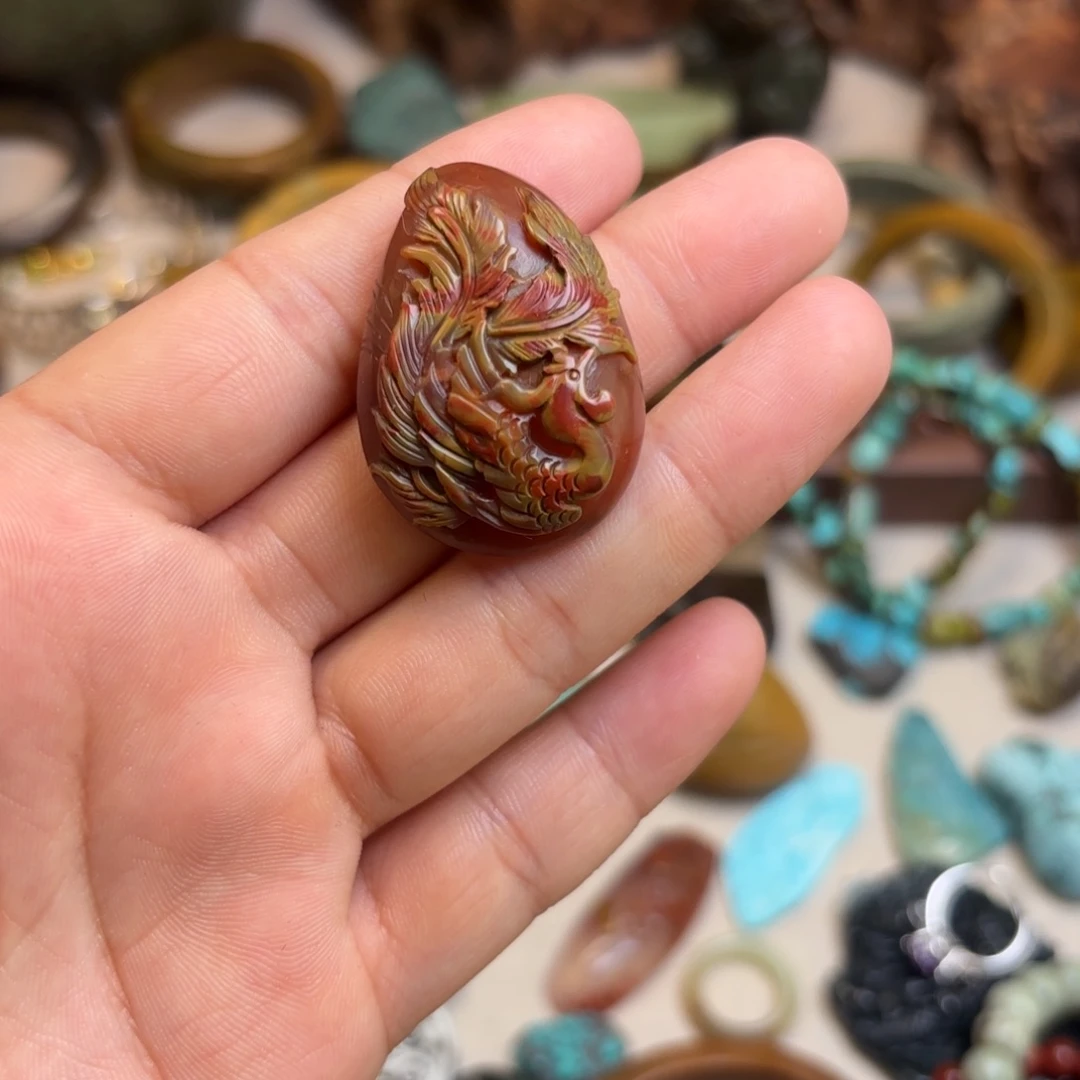 南红玛瑙颈饰未镶嵌?*兮