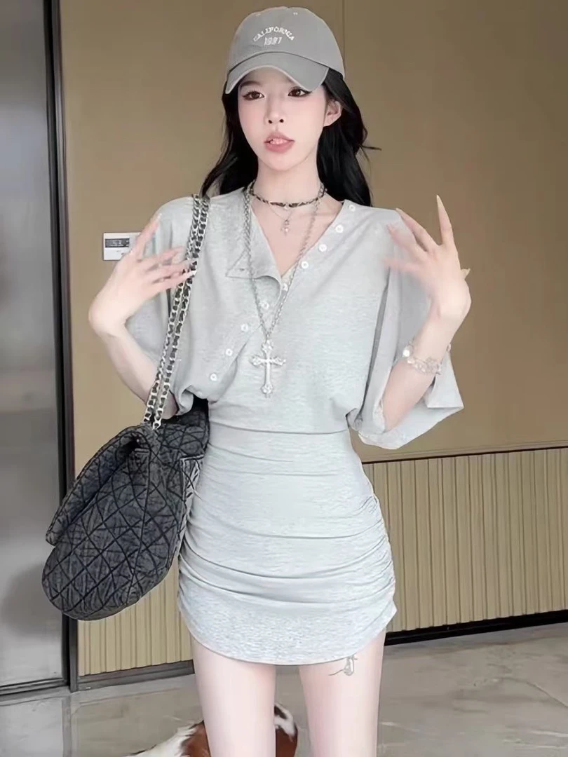 小白家「夏日舞曲」夏季纯欲风T恤夏季独特超好看包臀短裙1906