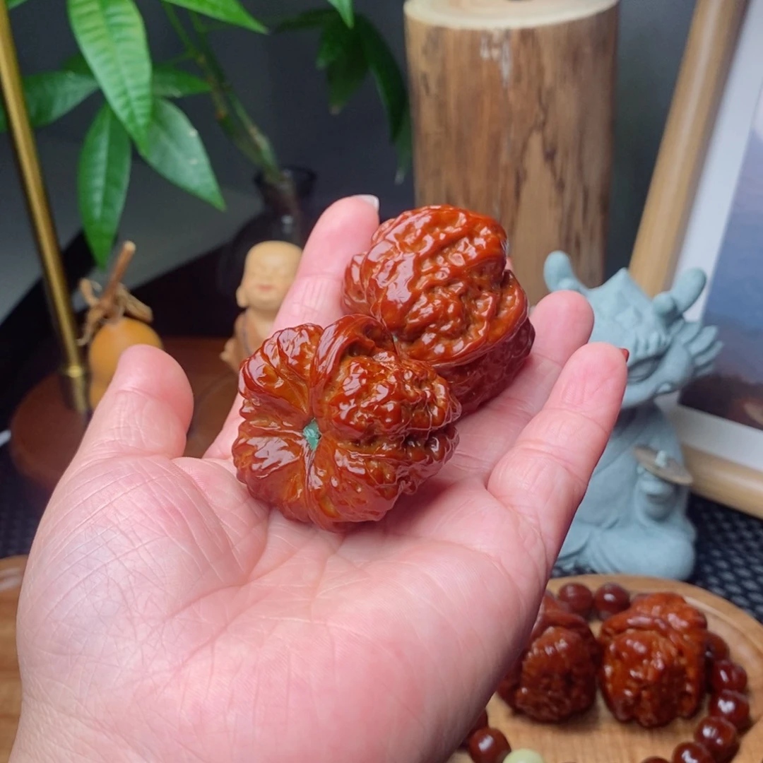 吊坠文玩核桃?***人蛤蟆头