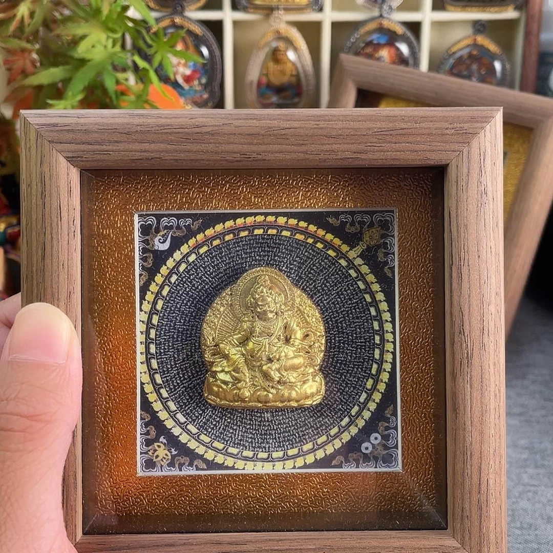 丑****泥塑黄老爷摆台一尊
