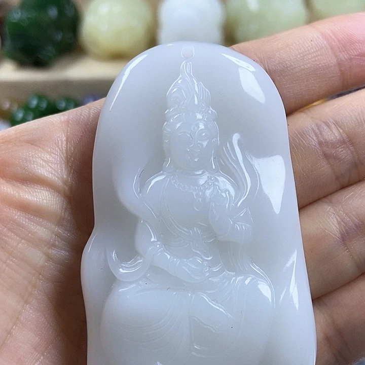 和田玉未镶嵌颈饰