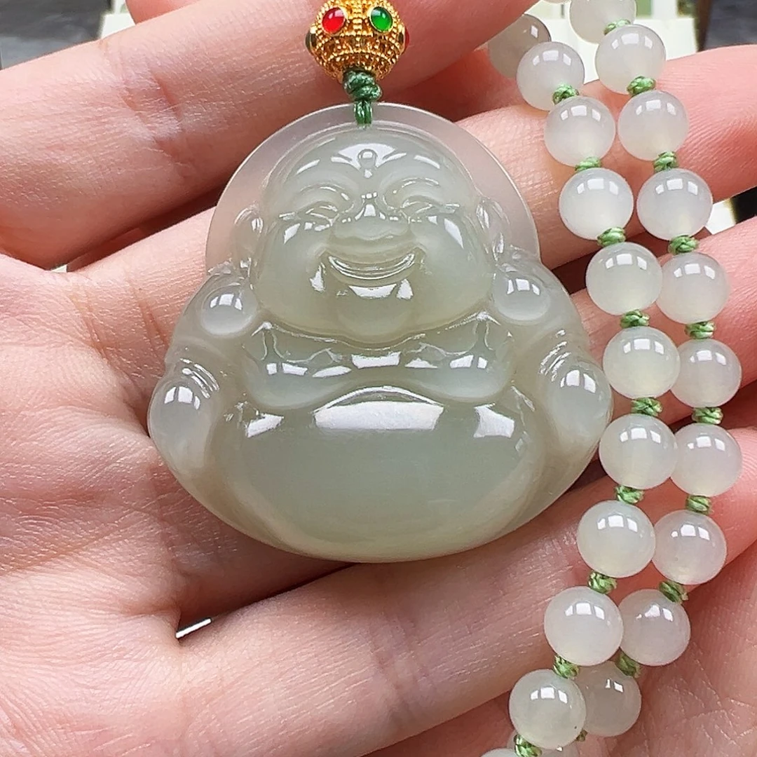 和田玉足金镶嵌颈饰