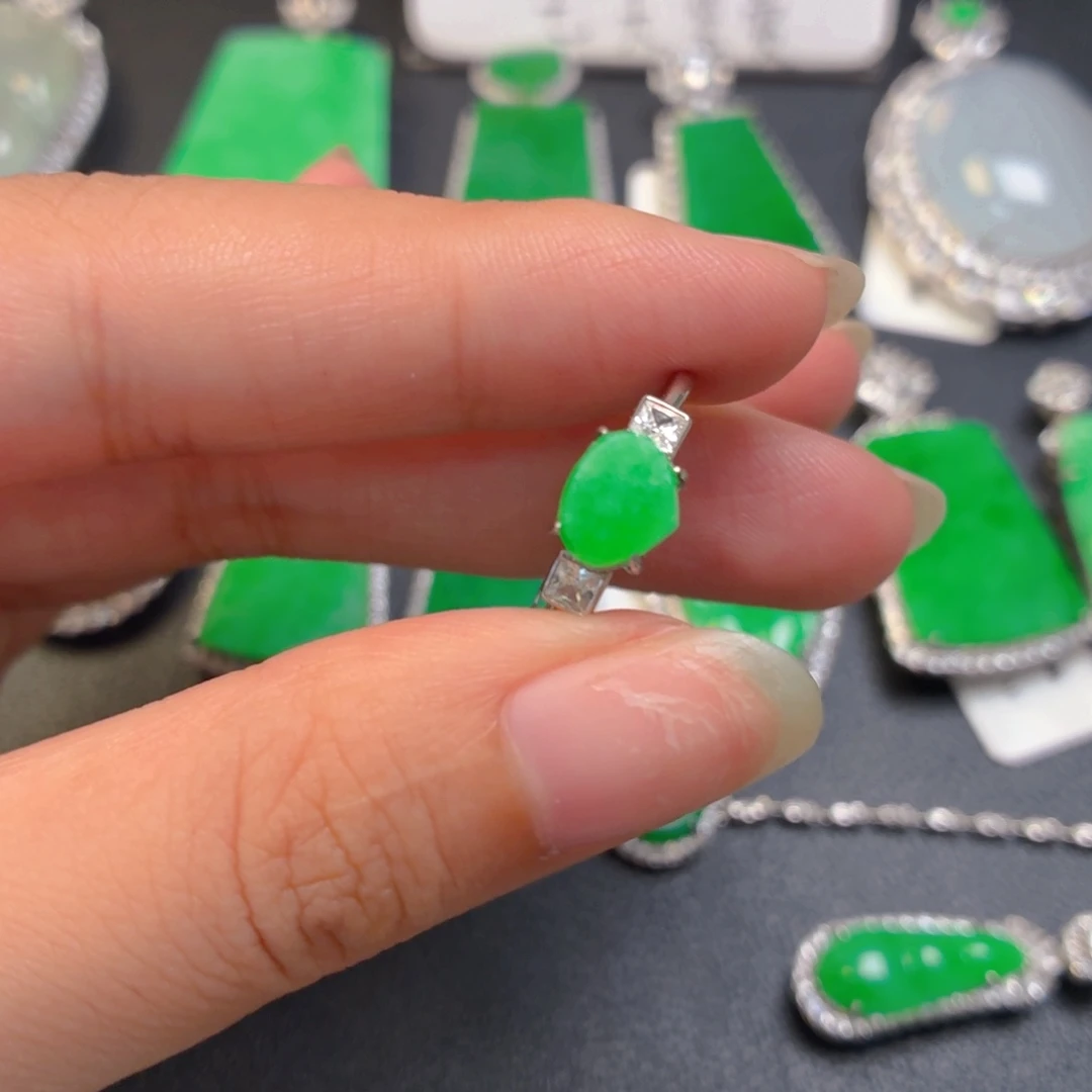 翡翠银S925镶嵌吊坠(不含链)