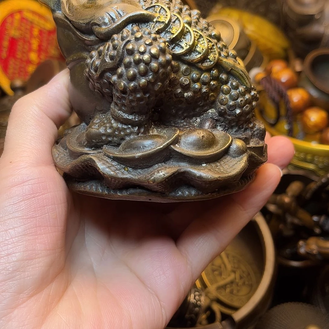 精美铜器工艺品等