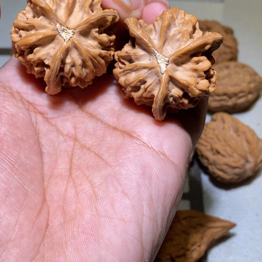 k***.核桃手串/手链三棱