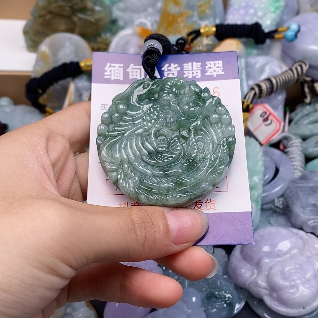 吊坠(不含链)未镶嵌翡翠