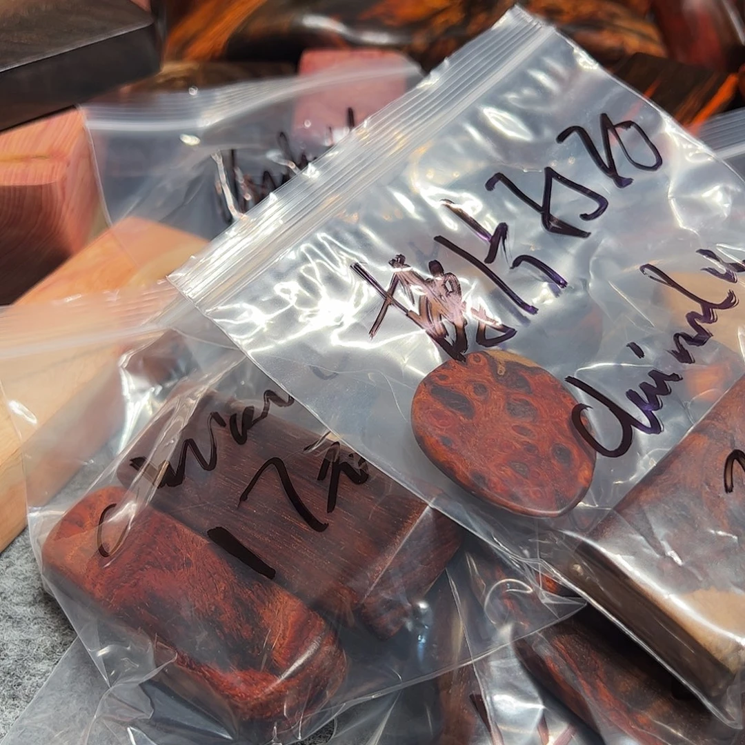 c***u交趾黄檀（大红酸枝）