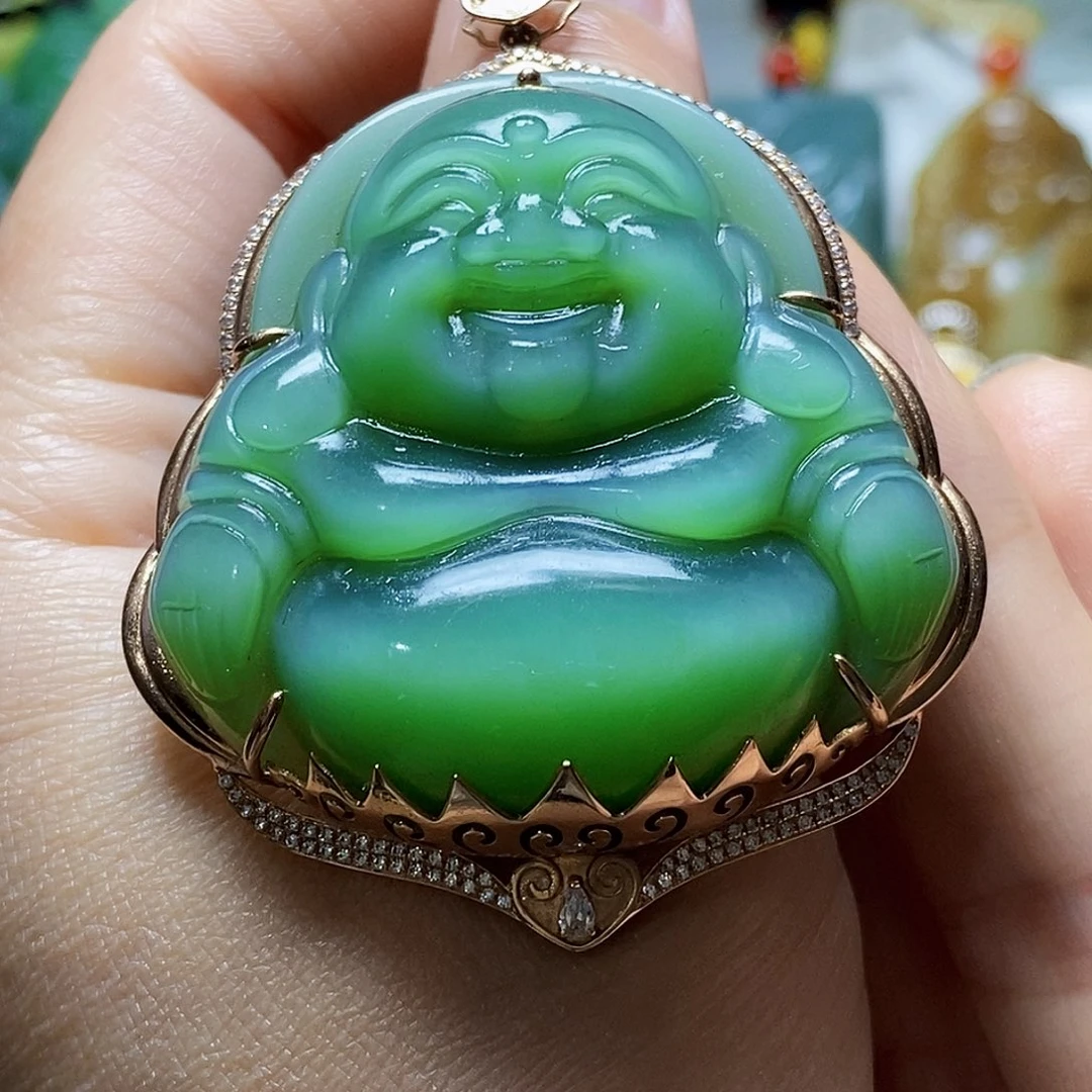 和田玉18K金镶嵌颈饰