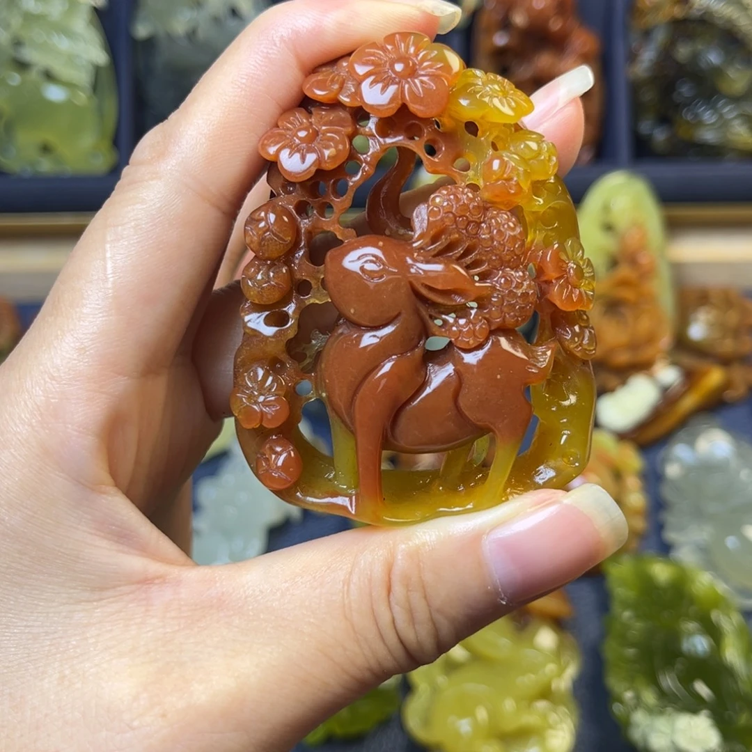 雨***萱蛇纹石玉未镶嵌颈饰