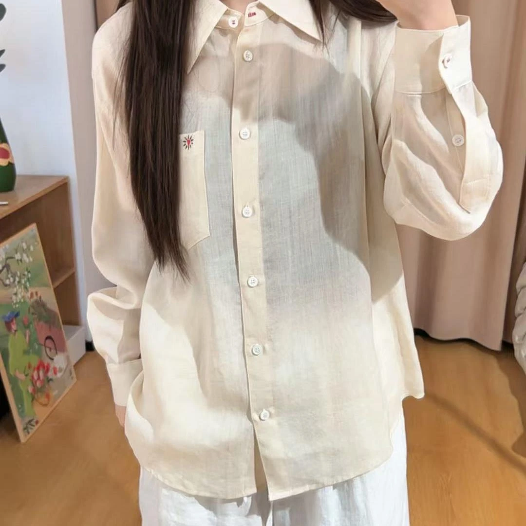 82926余小鱼【刺绣衬衫】两色刺绣单排扣休闲百搭韩版长袖衬衫女装