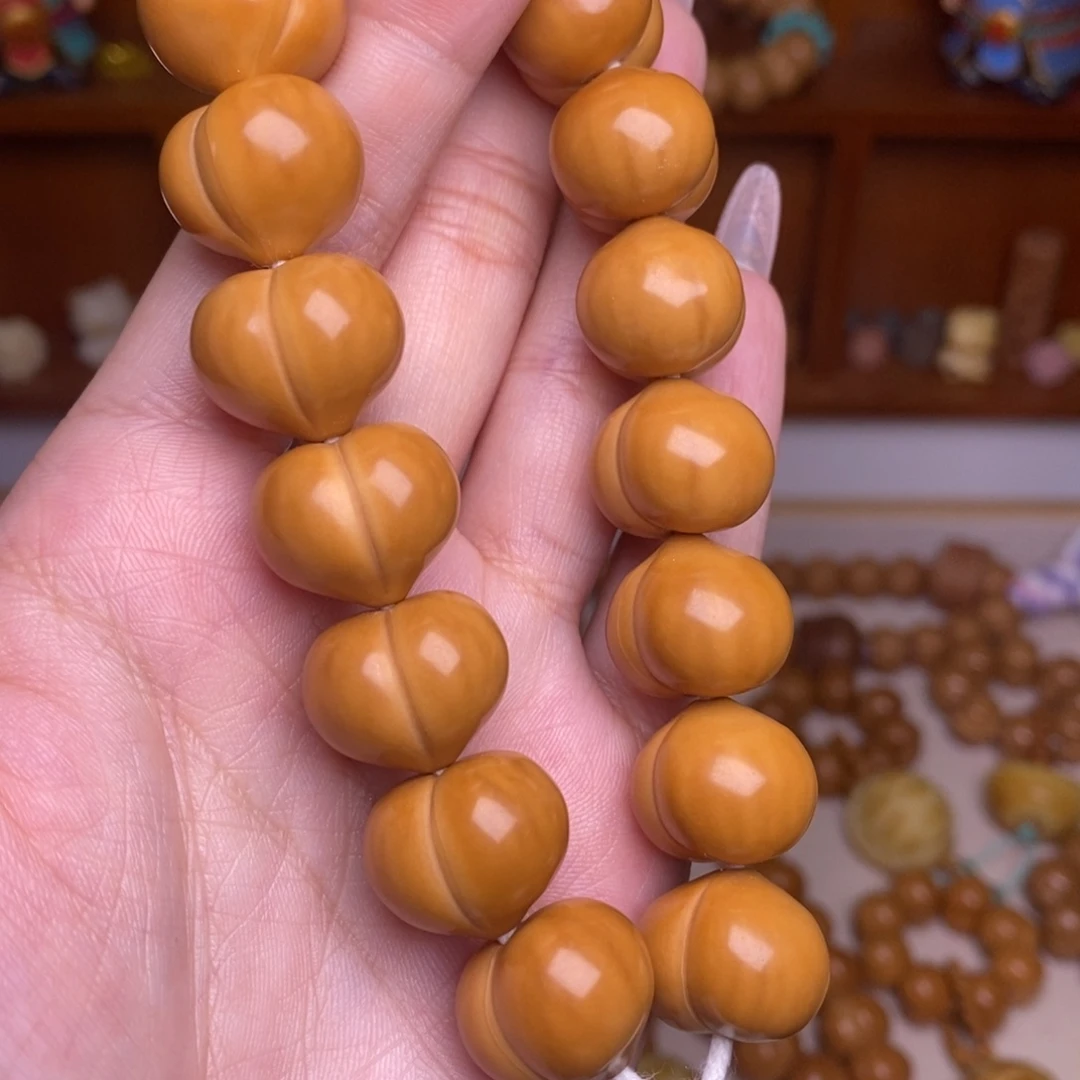 *****猴头核桃吊坠17➕超大尺寸高定玻璃底柯基屁桃手持