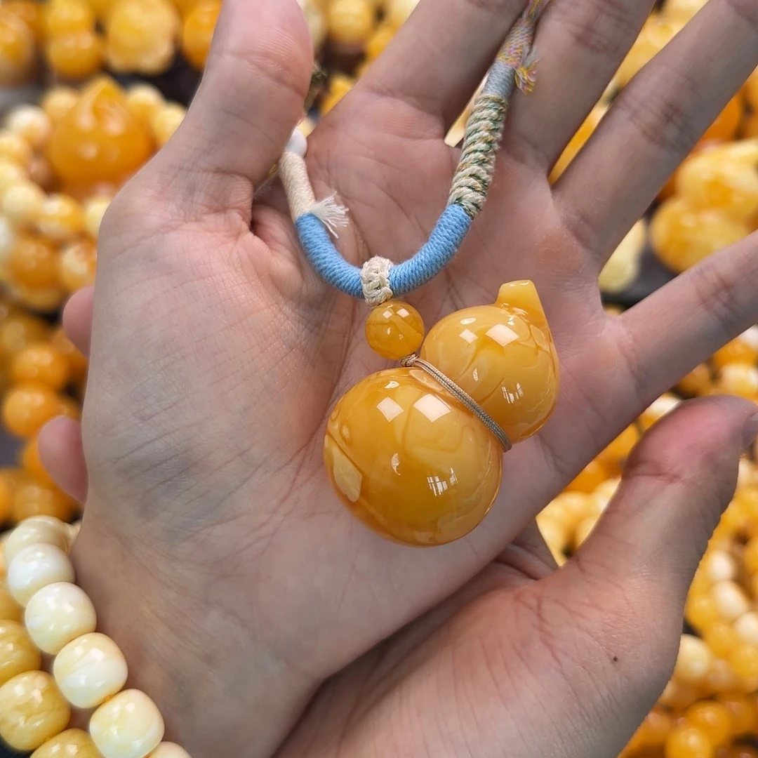 琥珀未镶嵌珠宝奇石26g