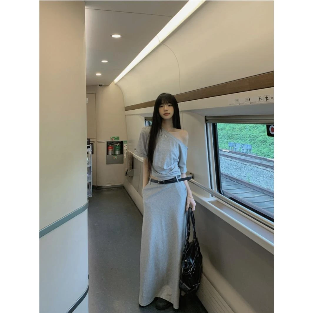 休闲套装气质灰色斜肩短袖T恤上衣女夏季穿搭高腰a字半身裙两件套