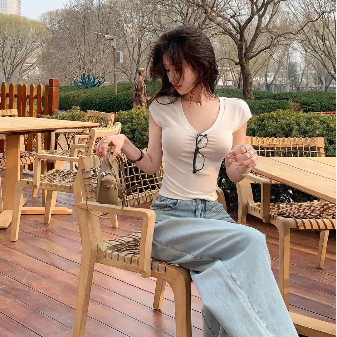 韩系纯欲风短袖T恤女夏季辣妹紧身收腰上衣配显瘦高腰休闲裤套装