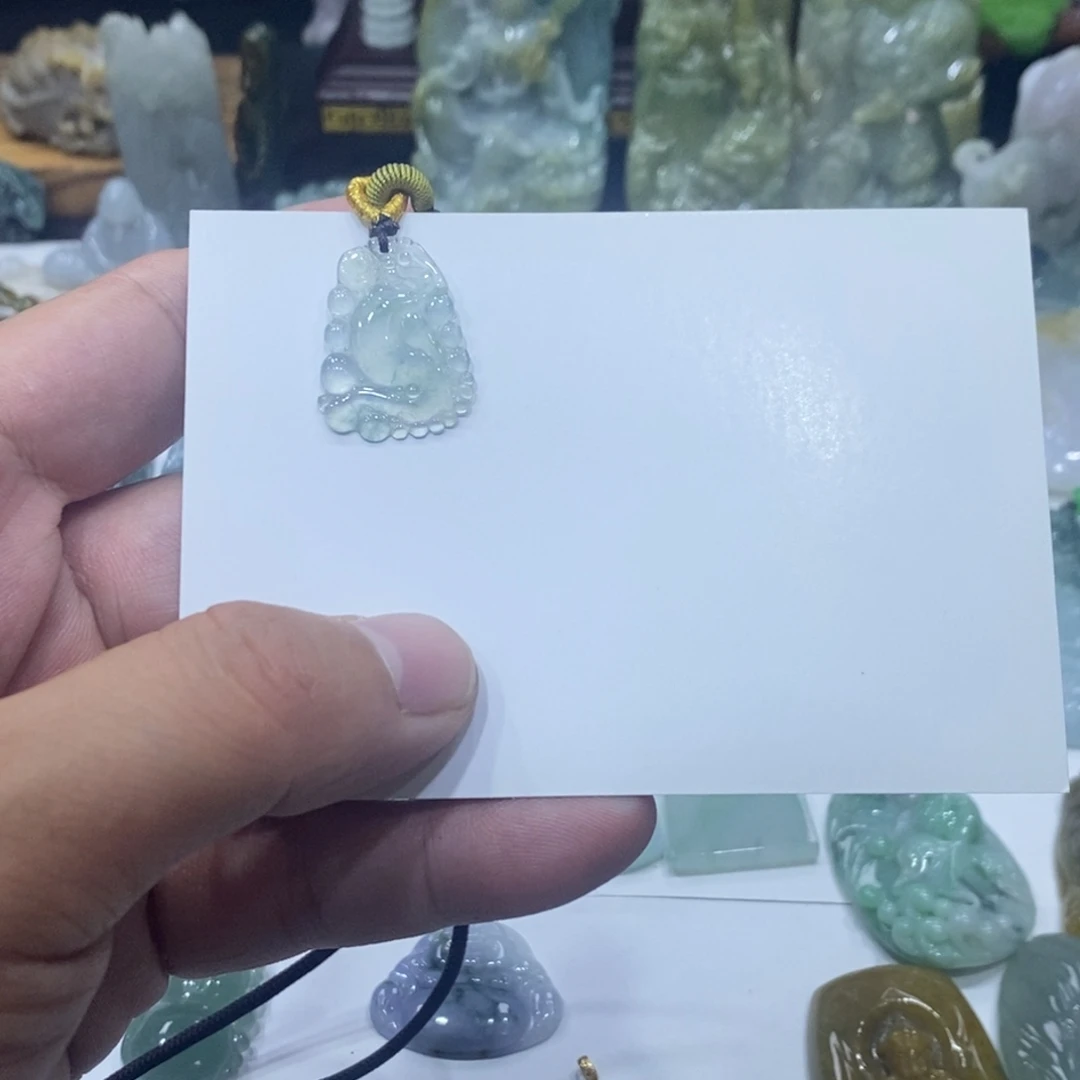 翡翠未镶嵌吊坠(不含链)泡泡龙