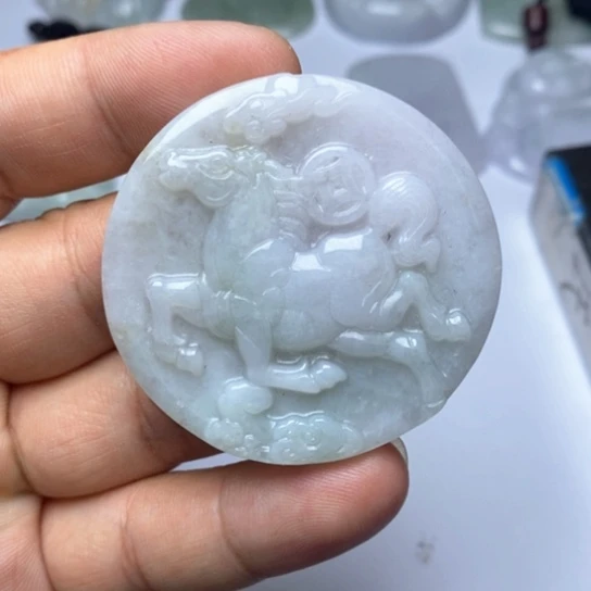 颈饰未镶嵌翡翠翡翠
