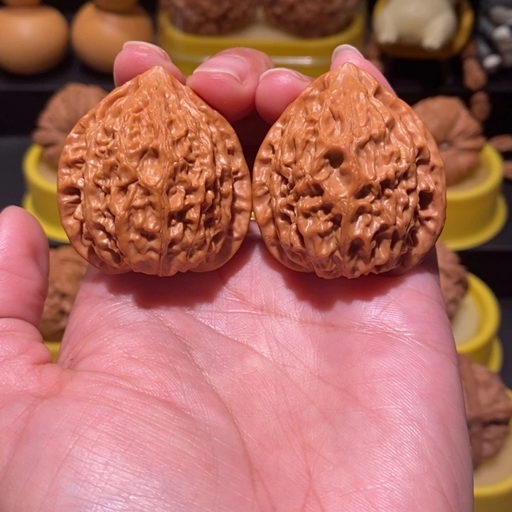 把件文玩核桃文玩核桃39尺金牛