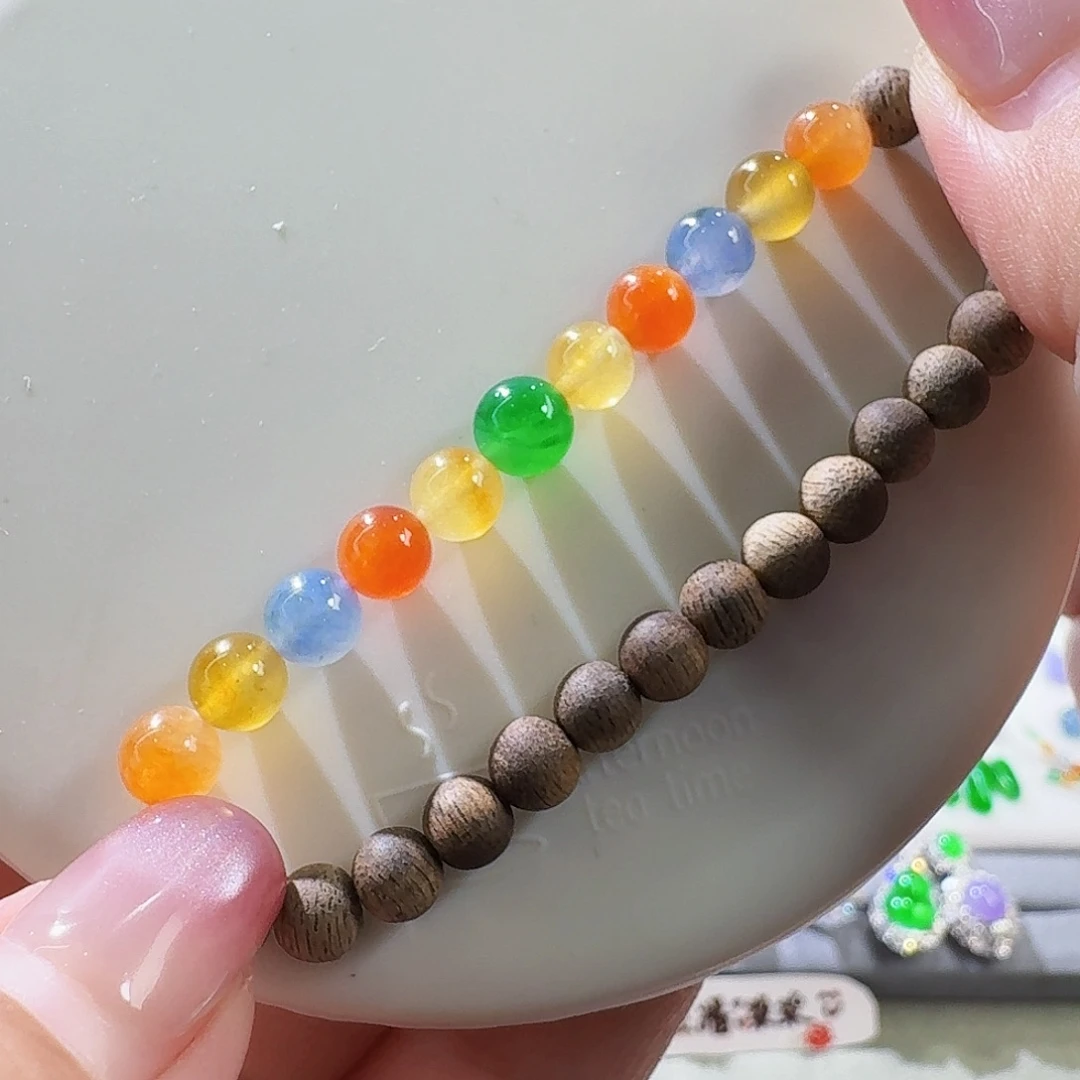 翡翠未镶嵌颈饰裸石