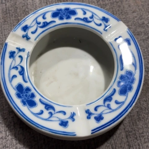 杯Z*L景德镇陶瓷烟灰缸