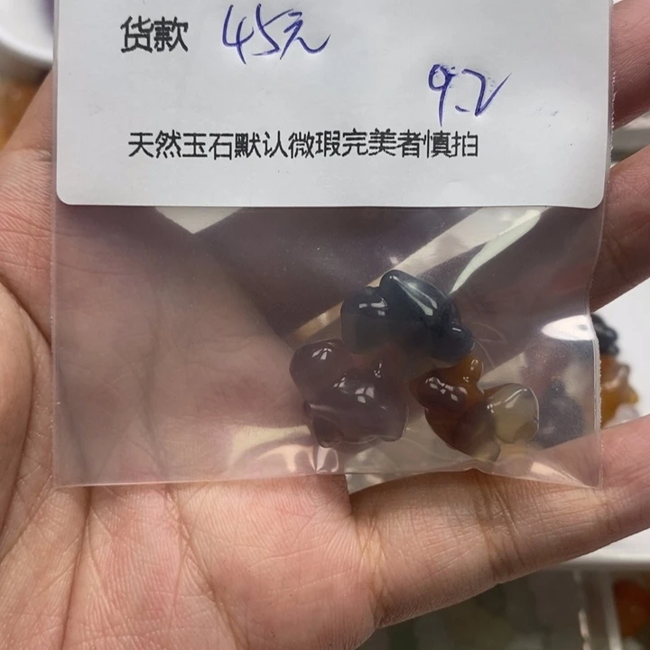 *****未镶嵌颈饰玛瑙/玉髓
