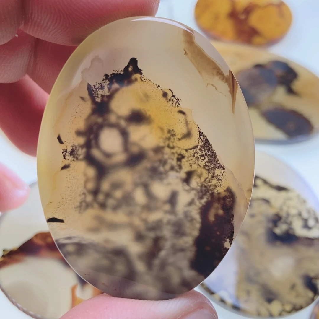 【闪购商品】玛瑙/玉髓颈饰未镶嵌