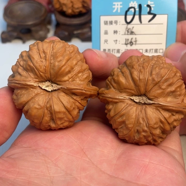 y***1吊坠文玩核桃核桃