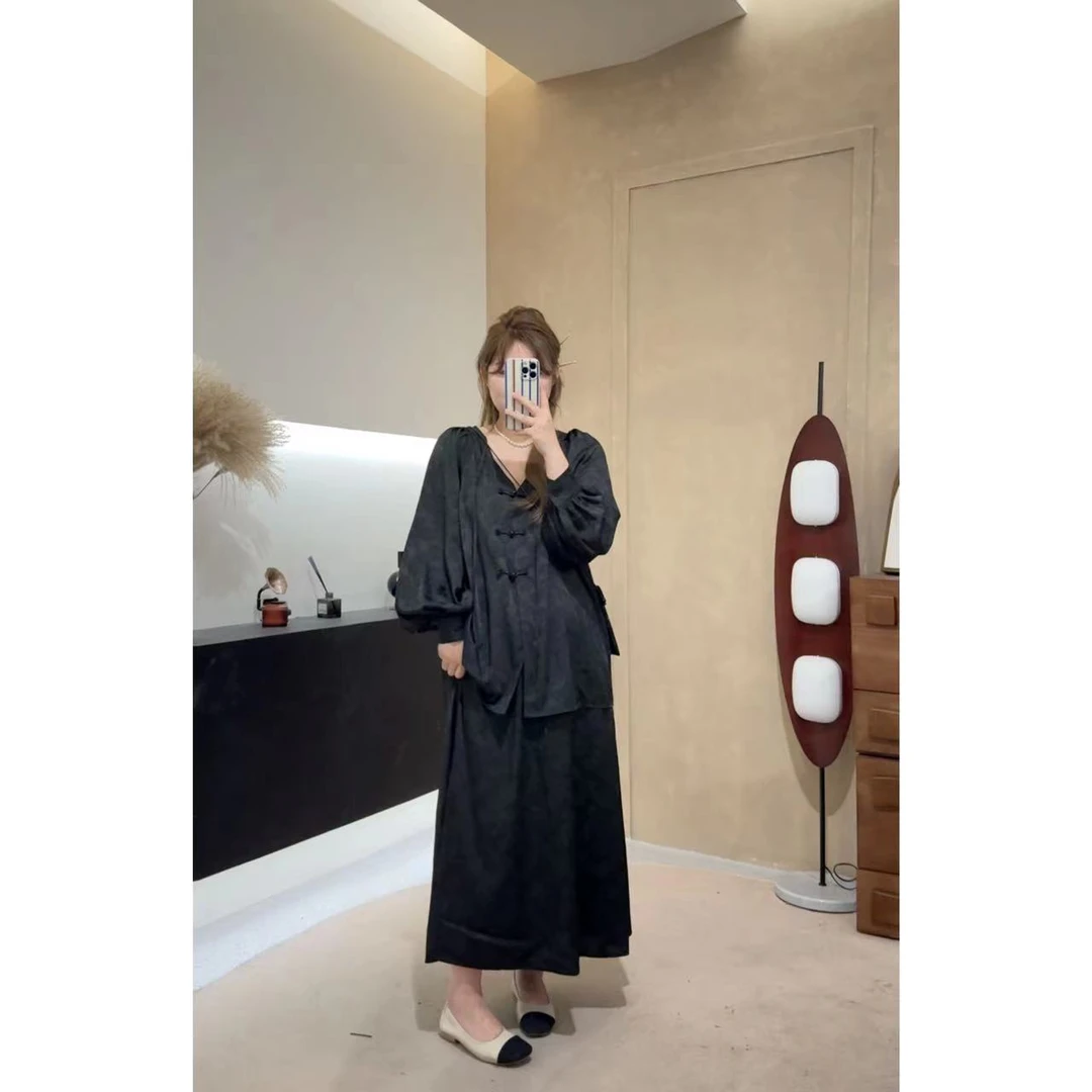 晶咕【兰亭集-上衣】新中式暗纹V领长袖上衣显瘦气质休闲时尚