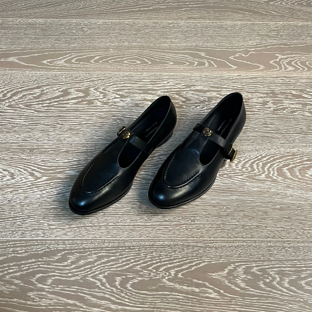 2.5CM水洗牛皮街头风浅口粗跟休闲风玛丽珍鞋单鞋丁字鞋圆头女鞋