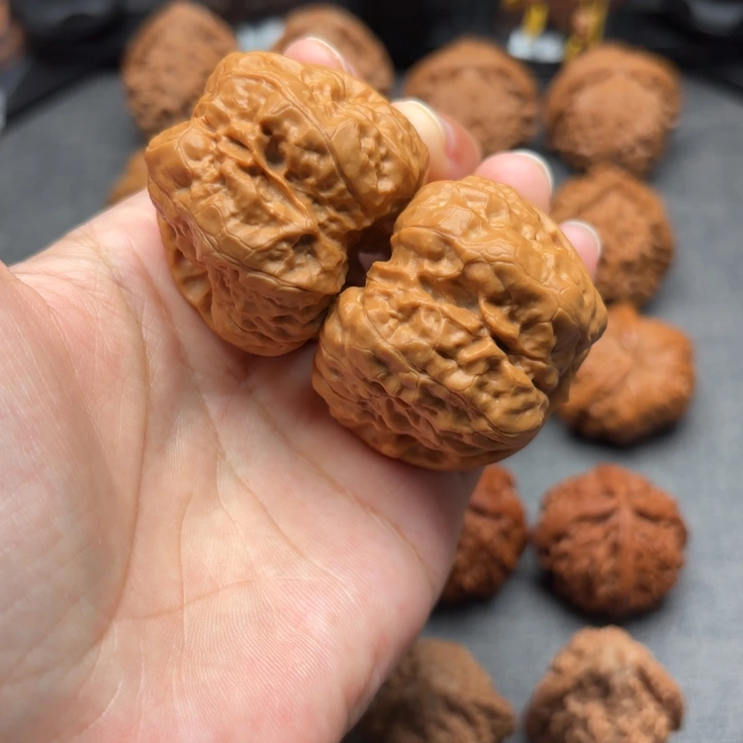 文玩核桃吊坠蝴蝶蛙44肚47