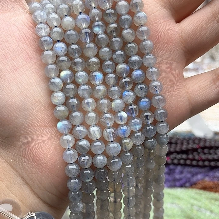 未镶嵌玛瑙/玉髓珠宝半成品一条6mm左右灰月光