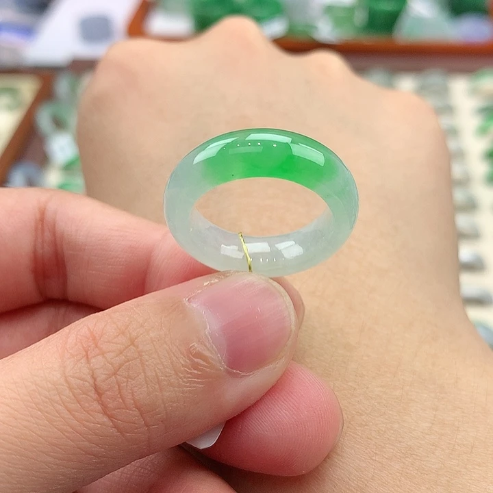 翡翠戒指未镶嵌15号