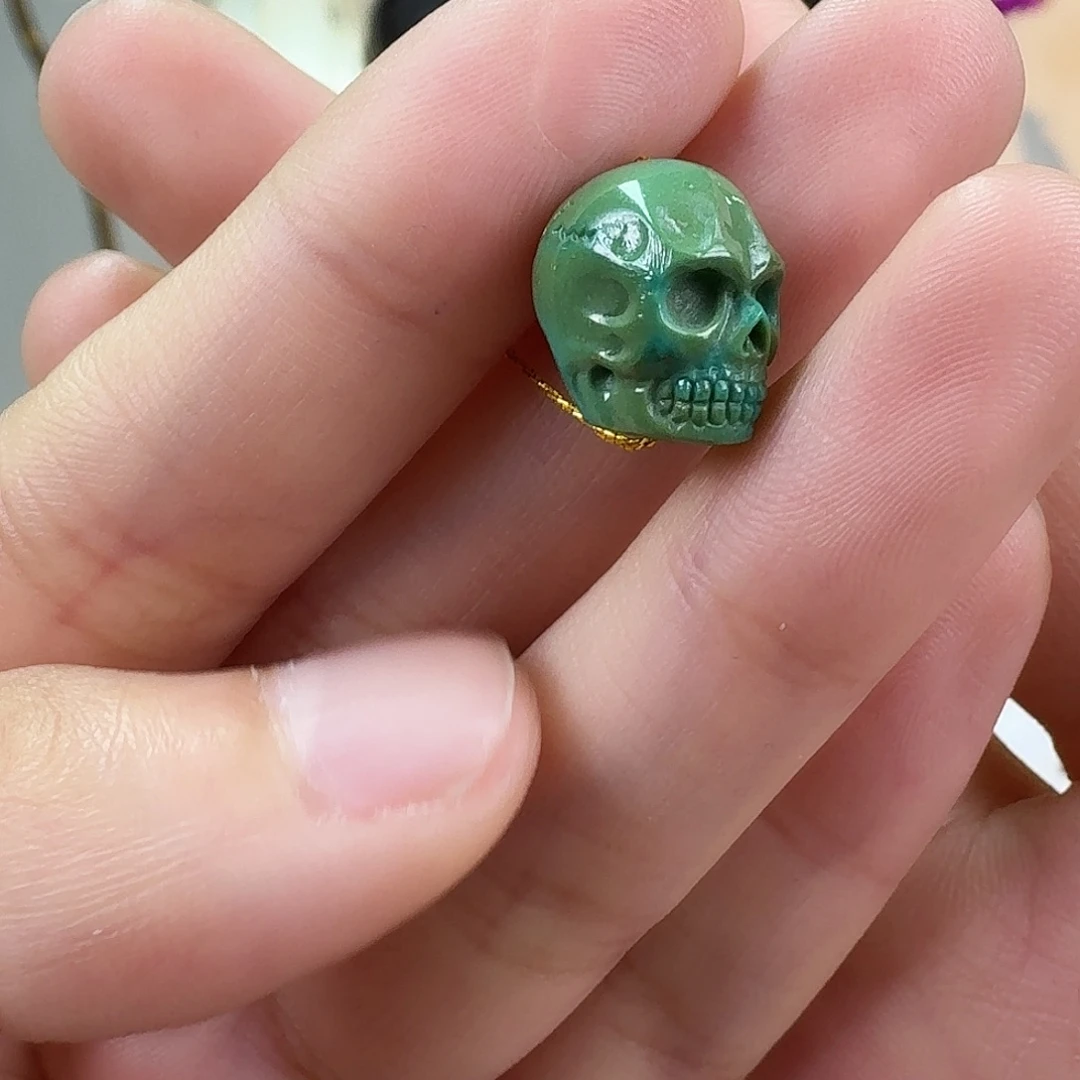 绿松石未镶嵌挂件