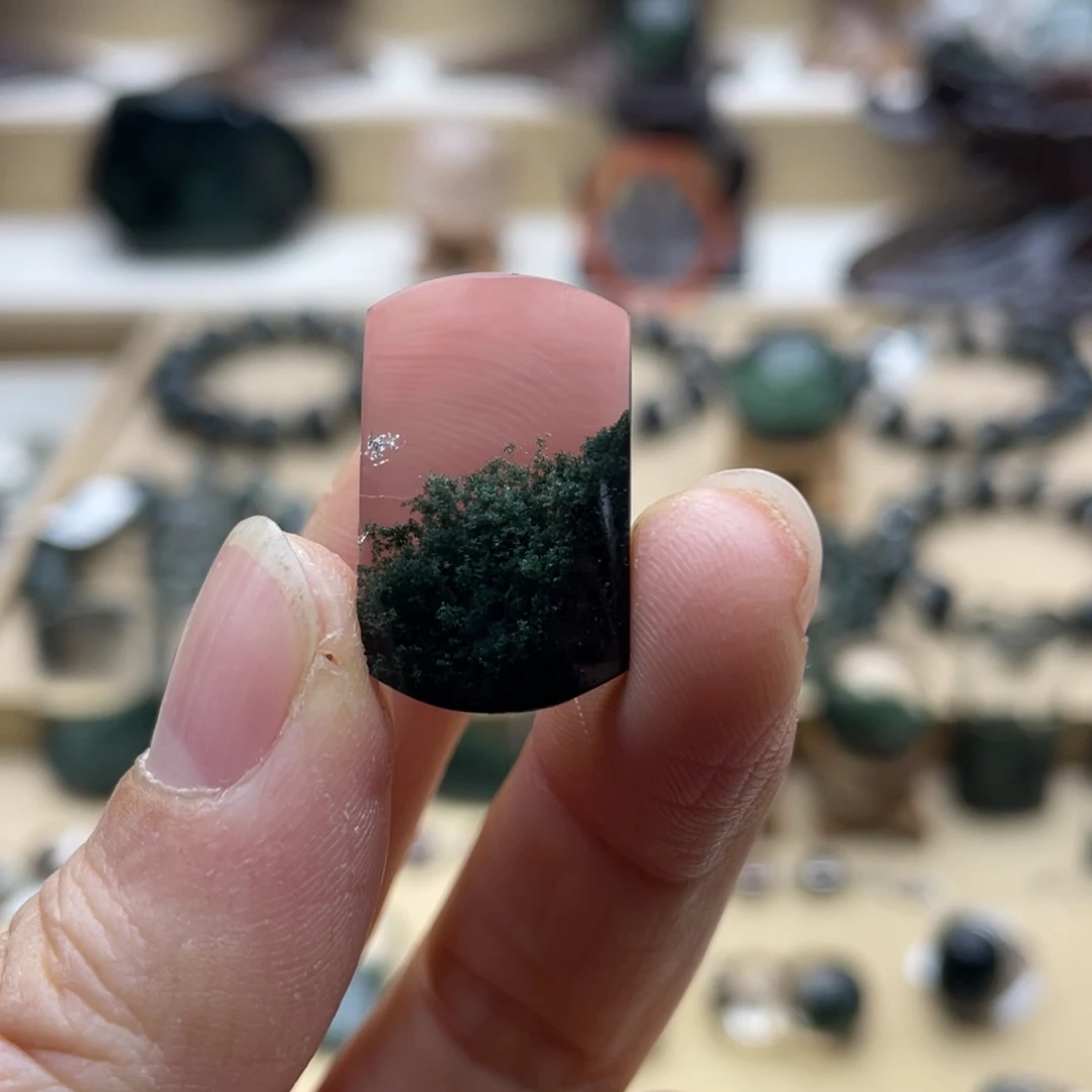 未镶嵌颈饰水晶绿幽灵聚宝盆无事牌