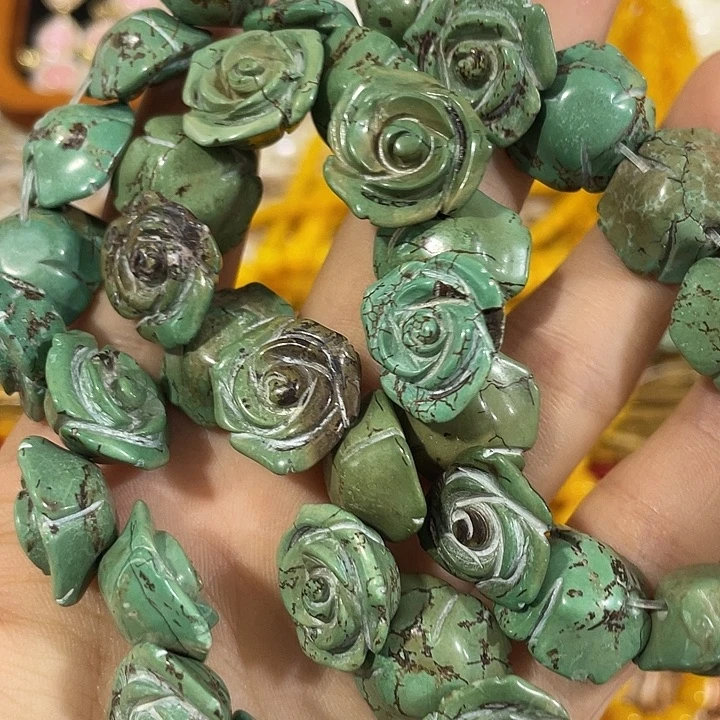 玛瑙/玉髓合金珠宝半成品一条原矿松石雕刻花花