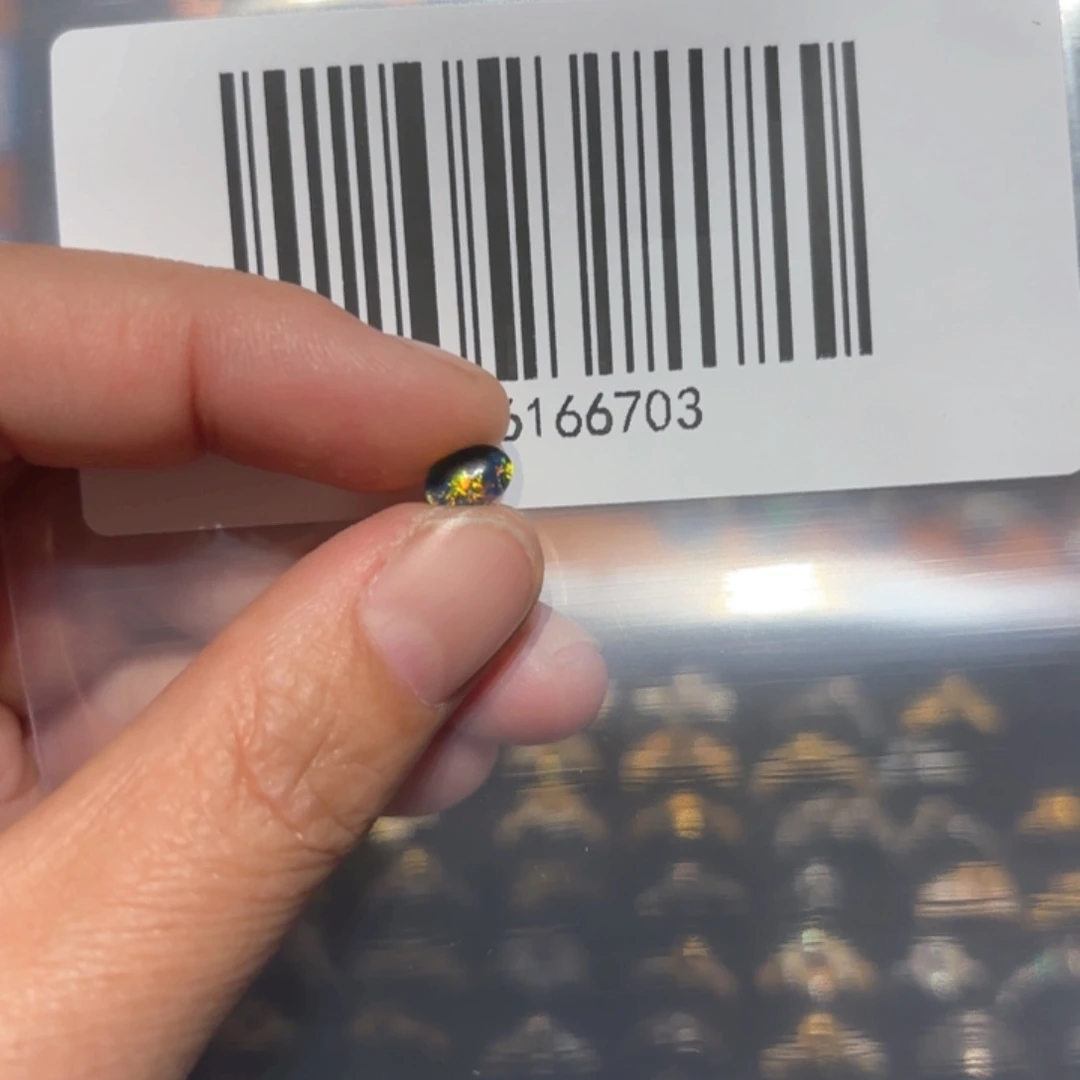 欧泊戒指银S925镶嵌椒**市