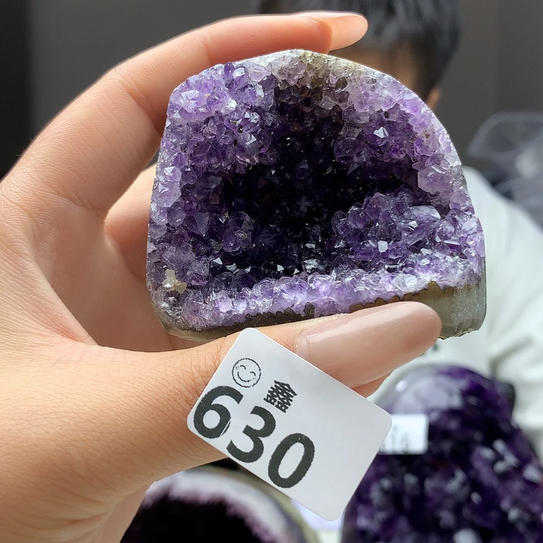 未镶嵌大型摆件（非配饰）水晶