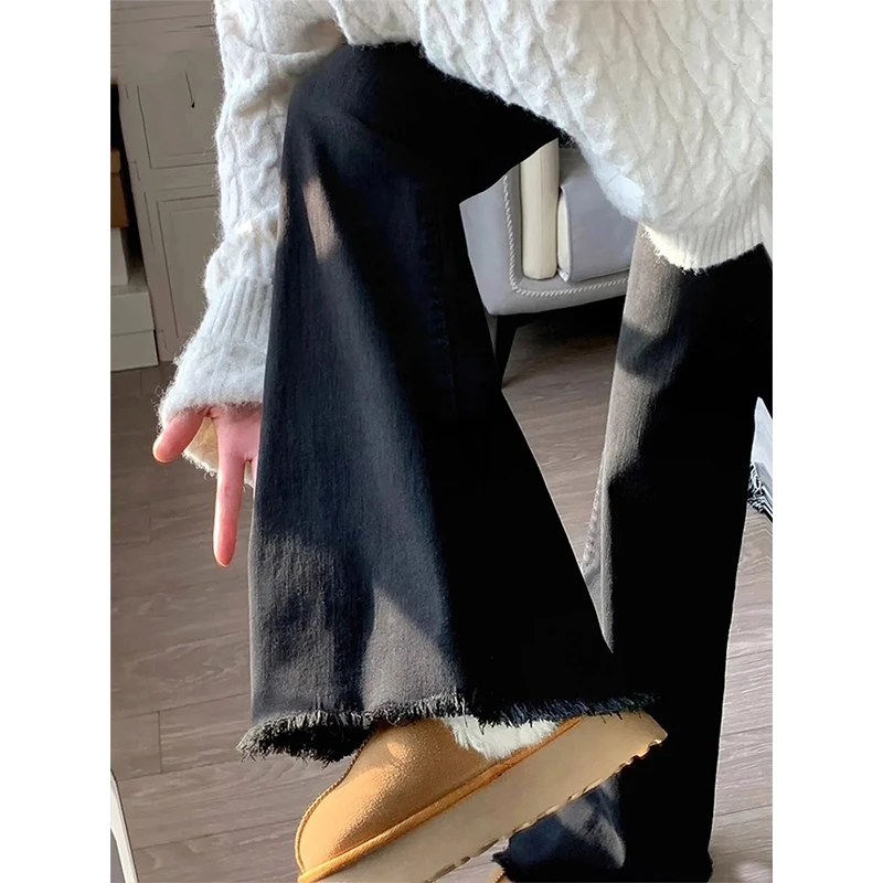 拉夏贝尔黑色微喇牛仔裤女2025冬季新款显瘦百搭小个子加绒喇叭裤