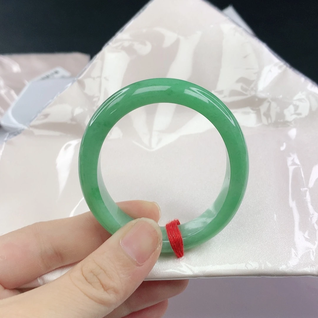 翡翠手镯未镶嵌翡翠483贵妃