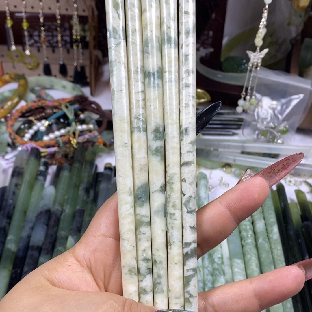 蛇纹石玉未镶嵌发饰