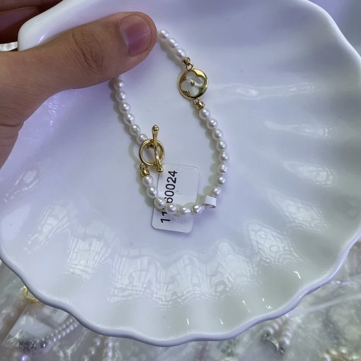 未镶嵌颈饰淡水珍珠